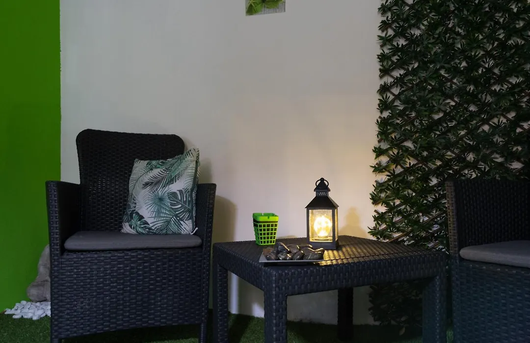 Relax Room Apartment-1